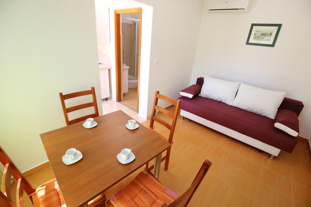 Holiday Home Zemljak Sukošan Zewnętrze zdjęcie